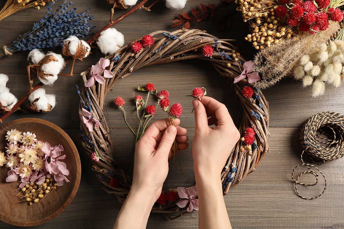 Simpson Meadows: Craft with Us - Wreath-Making Class